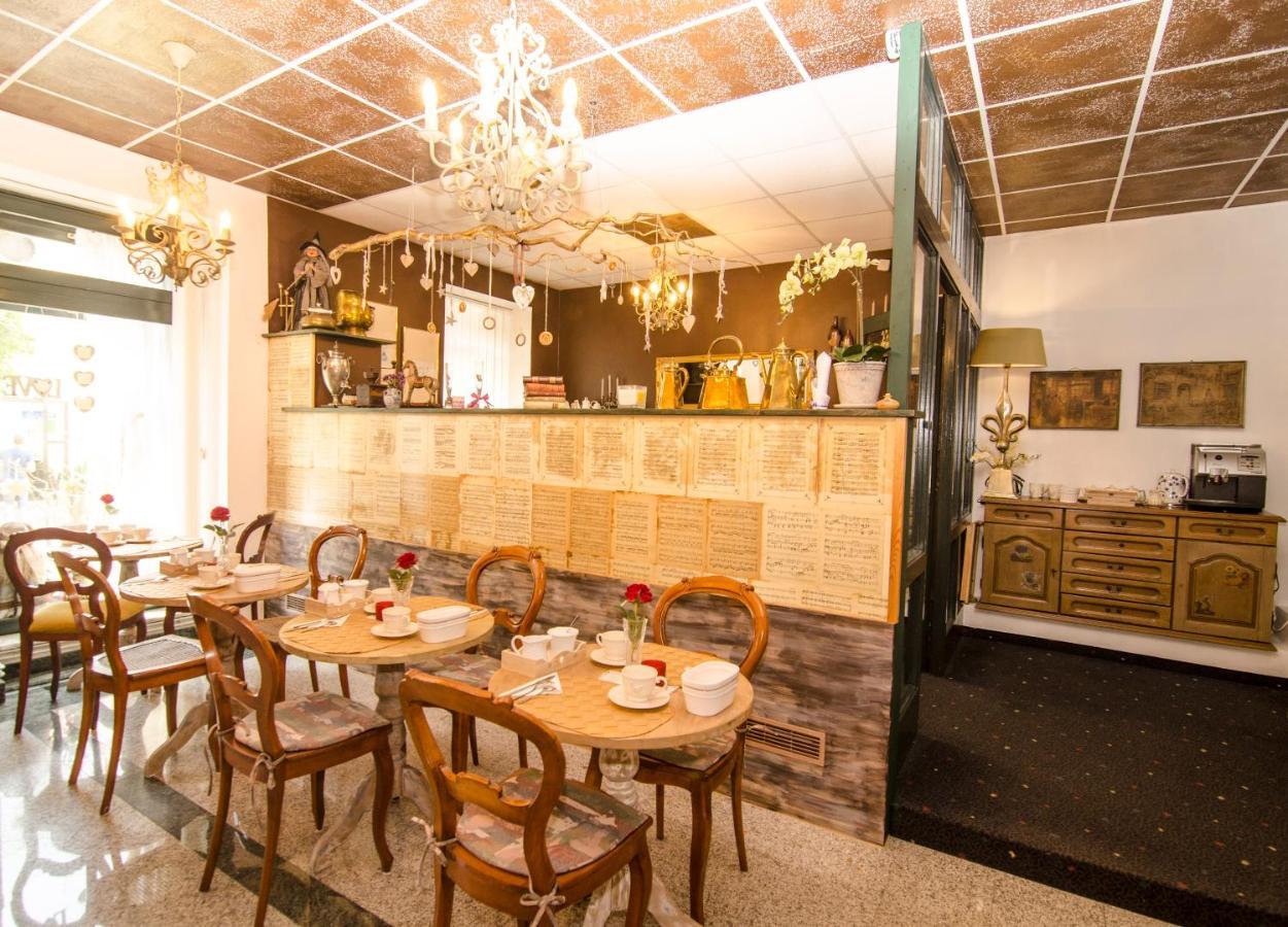 Trubarjev Art Boutique Hotel ラーシュコ エクステリア 写真